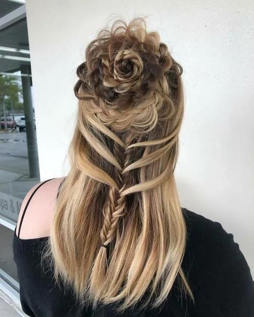 亚历杭德罗·洛佩兹 21岁小伙编出漂亮的发型,脸:想要,发型:你不配