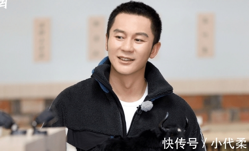 奔跑吧|《奔跑吧9》全員海報來了!蔡徐坤站后排baby站旁邊,C位好惹眼