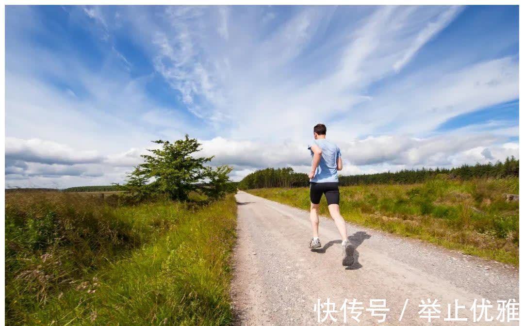 关节|这些事比跑步更伤膝盖,有人却天天做