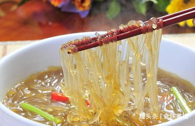 放心|6元一斤的红薯粉条能买吗看商贩怎么说,为了家人,早知早放心