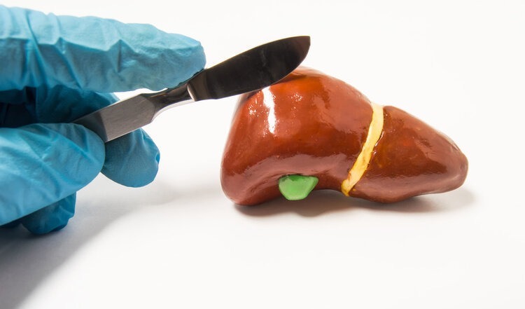 恶性肿瘤|治疗癌症，中医好还是西医好？肿瘤科医生讲到了根本上