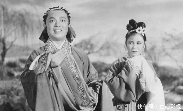 严凤英:因唱戏被迫流浪,未婚生子情路坎坷,38岁自尽未能善终