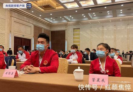 举重|奥运冠军杨倩、石智勇、汪顺、管晨辰参与访谈,分享冠军荣耀