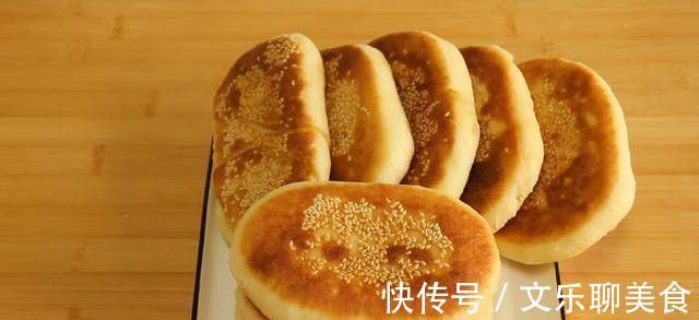 不用烤箱，只需牛奶和面粉，在家也能吃到酥到掉渣的火烧了