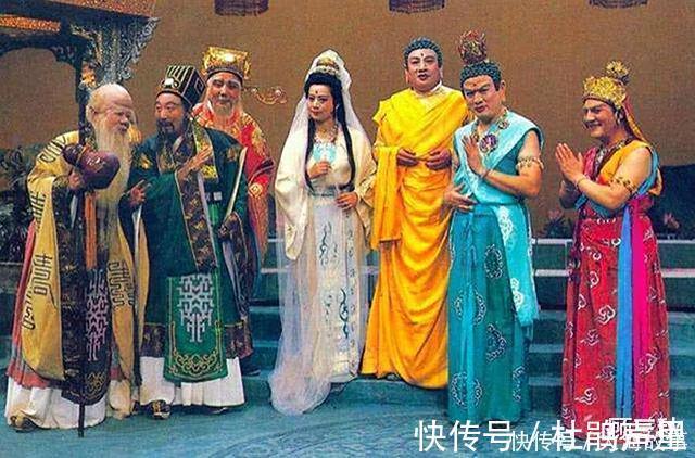 大唐&如来派八大金刚送唐僧回大唐,到大唐上空时,为啥却不敢跟随下凡