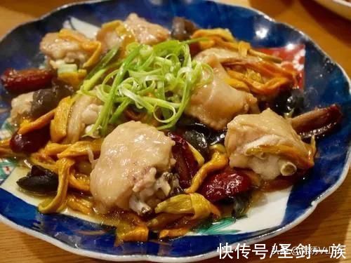 周末家宴菜单,12道菜不精致但合胃口,好吃又实惠,网友:求蹭吃