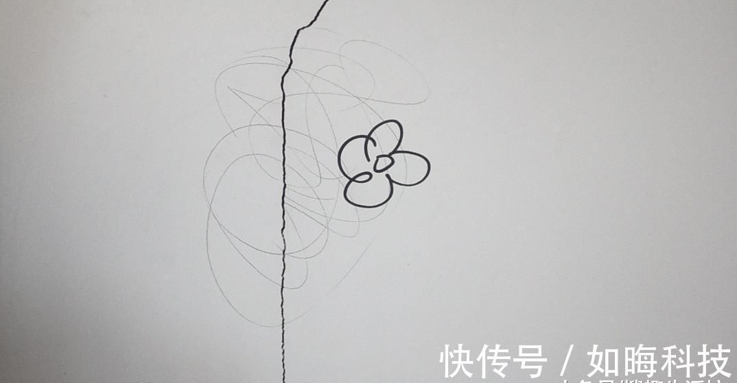 牙膏|家里白墙不仅脏还有裂缝怎么办 用它涂一涂, 墙壁立马焕然一新
