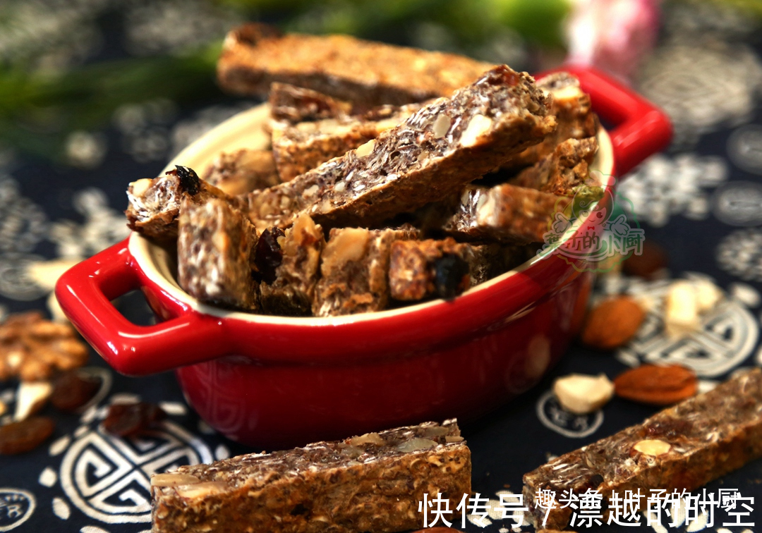 半斤燕麦，两根香蕉，做一堆吃5天，春天踏青边走边吃越嚼越香！