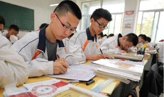 字体$古代考生“试卷”走红,字迹标准令人沉醉,这字放现在也是状元