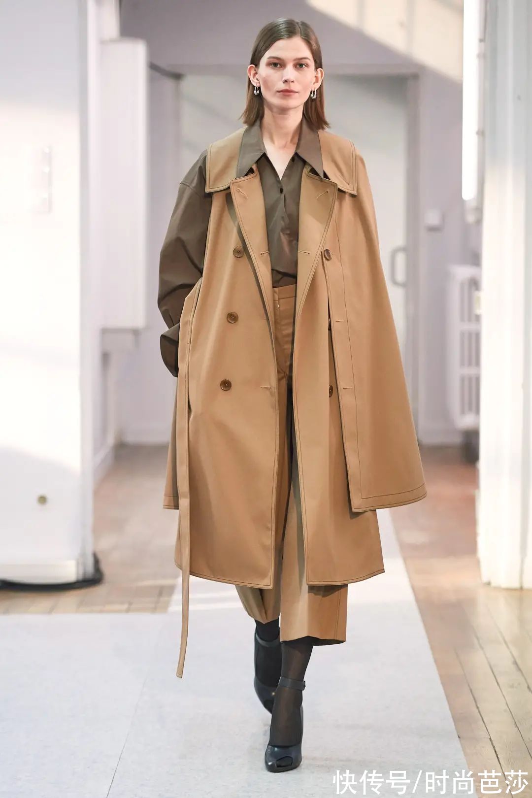 总少一件的完美风衣，哪里买？