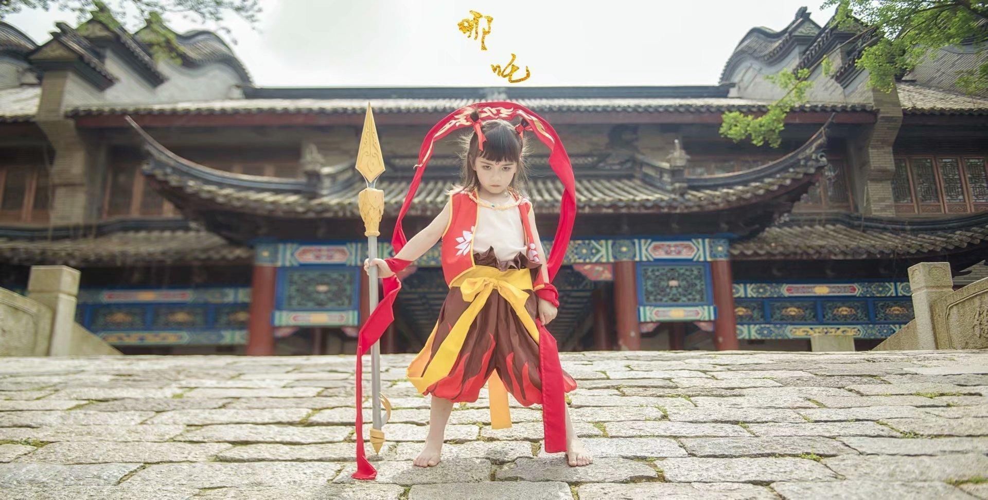 哪吒之魔童降世|体型神还原,小朋友cos哪吒小可爱,网友直呼哪吒本吒