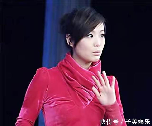 妻子才貌不输董卿,儿子考顶尖大学,白岩松