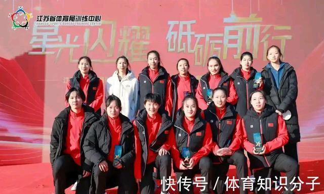 天津女排|江苏“少女天团”已杀至江门：蔡斌坦言球员条件非常优秀
