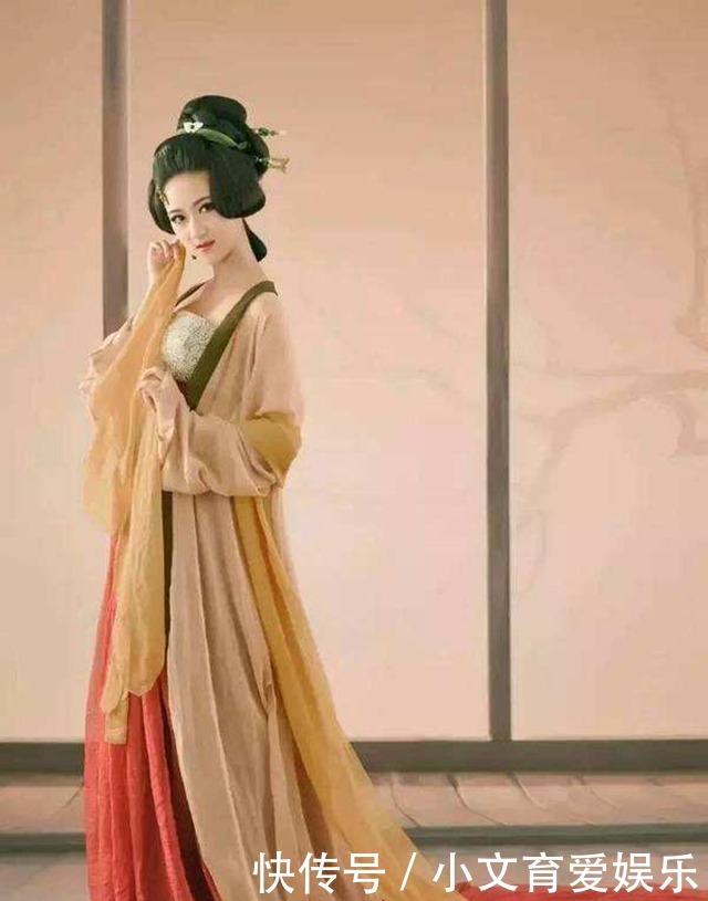 李白一生游山玩水,钱从哪来呢?他不仅是个富二代,妻子全是贵族