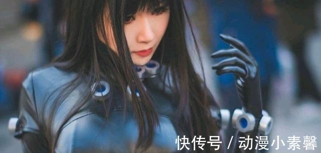 弊端|胶衣Cos弊端这么多,喜欢穿胶衣的都是哪些人?主要有三类