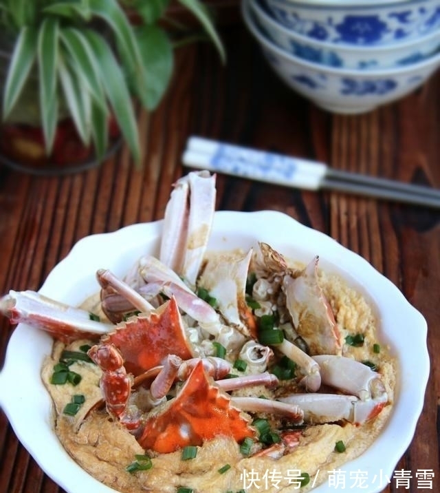 吃肉|梭子蟹和它是一对,蒸一蒸上桌,肉嫩味鲜又营养,比吃肉强
