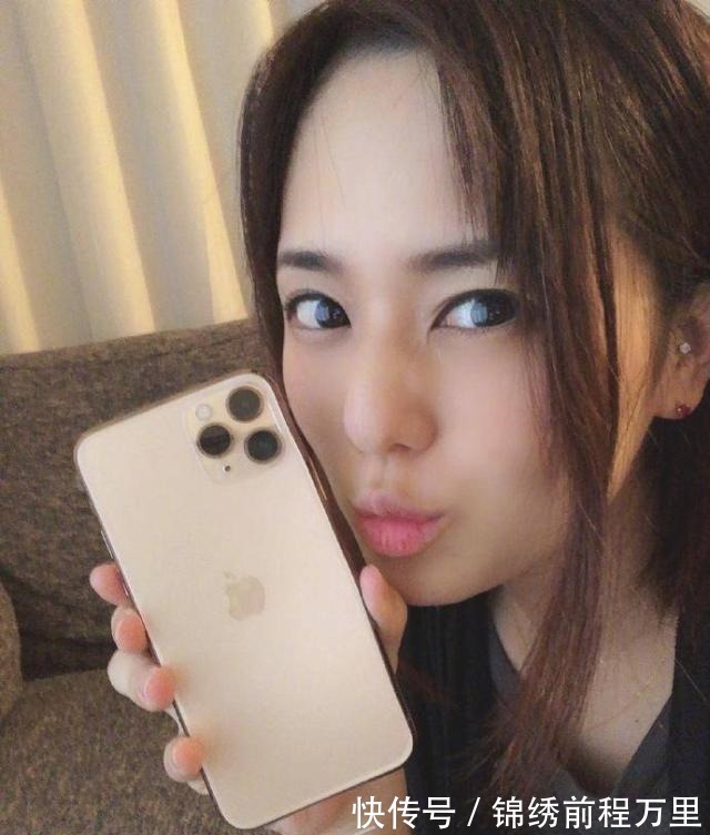 iphone|苍老师喜提新iPhone！但边框似乎弯了，“弯曲门”要重现