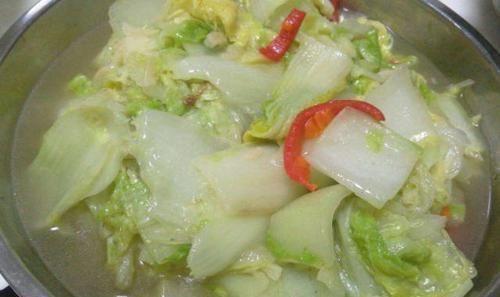 4类人被医生点名:白菜要尽量少吃,最好不吃?告诉你原因!