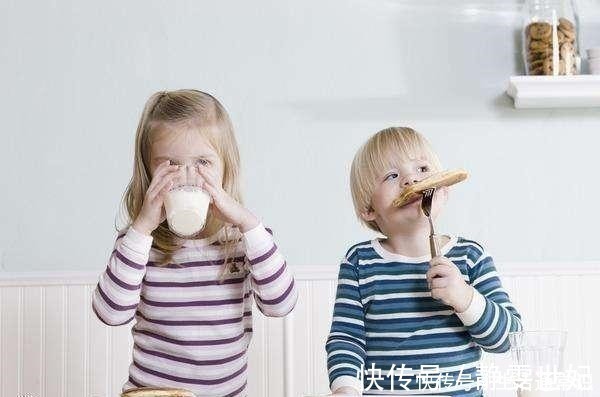 面包|每天给孩子做早餐,这三种食物不适合给孩子吃,对身体有影响!