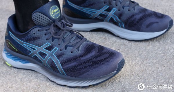 慢跑 跑了40公里后,才发现索康尼和亚瑟士差距,竟然这么大!