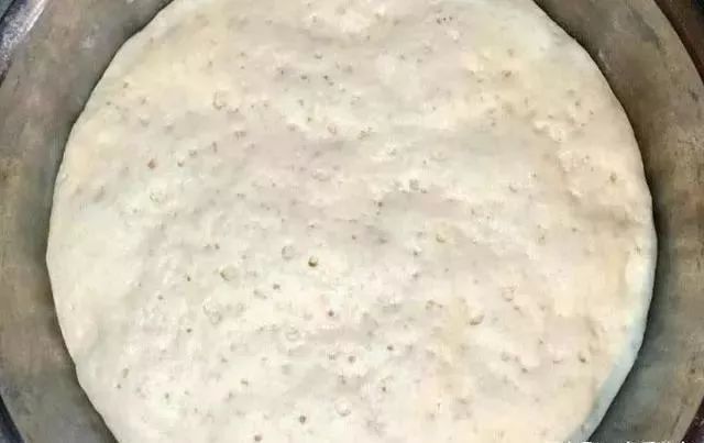 老妈天天做此面食，全家吃不够，做法超简单，太香了