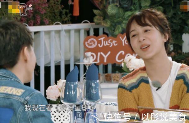 黄晓明活动现场再现“明言”，一句“您大还是我大”让张绍刚尴尬