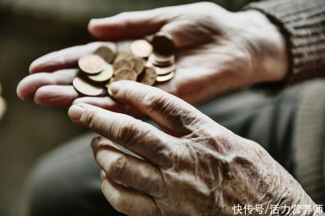 患上癌症|为什么有些人不会患癌?实话实说:他们都有4个共同点,你符合吗