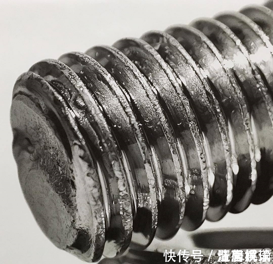 放大10倍&他画超写实画直逼冷军,细节放大10倍,网友:这不是照片吧!