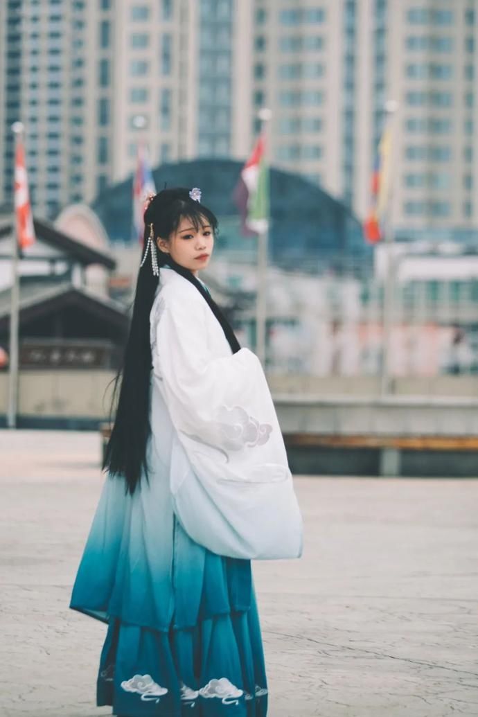 汉服遇上水秀 ，会擦出怎样的火花？