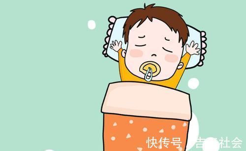 小宝宝|趴着睡和仰着睡的宝宝,将来骨骼发育会有啥不同?真相爸妈要知道