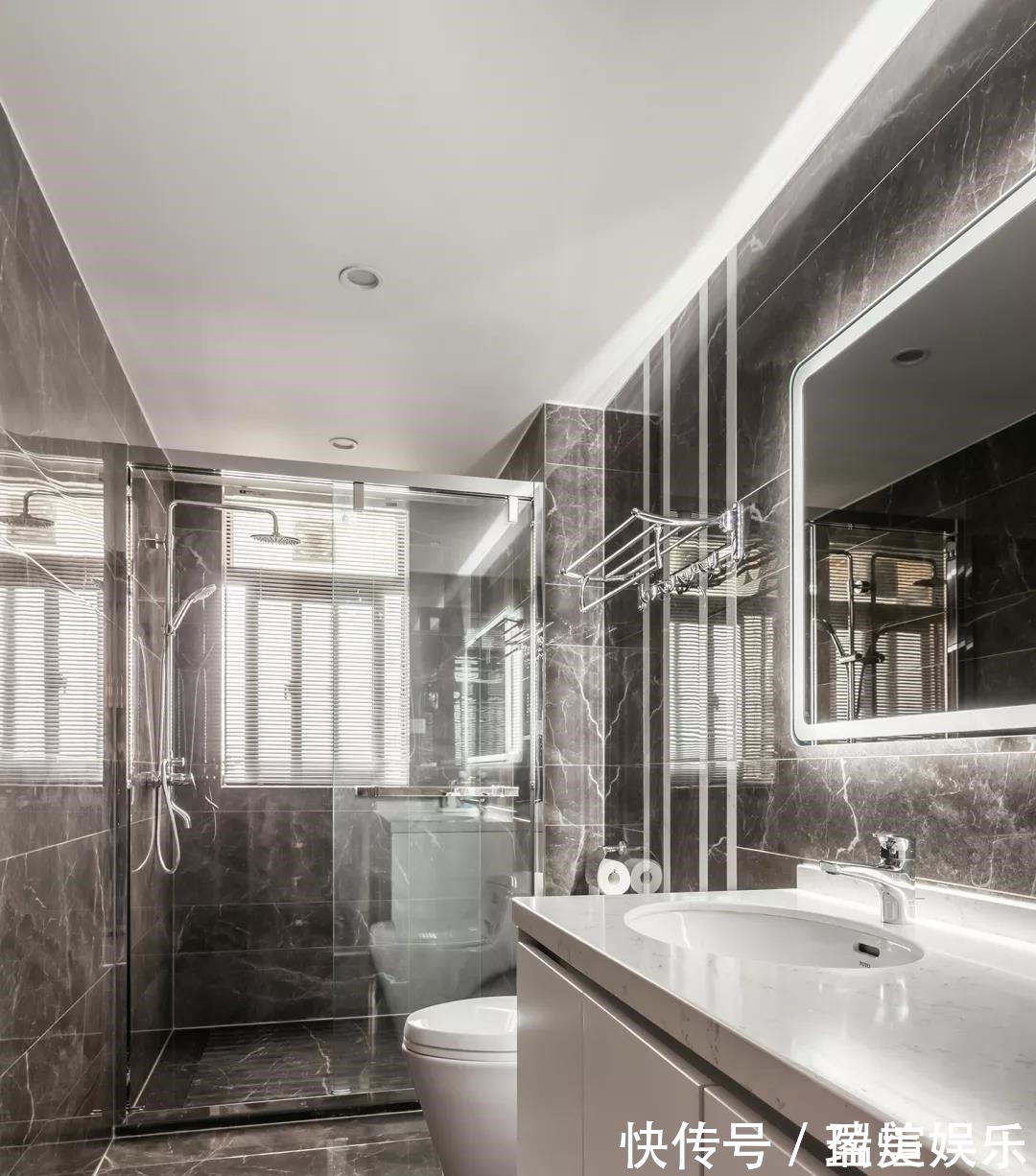 客餐厅|206平轻奢大宅,一进屋就被吸引了每寸空间都散发着优雅气息