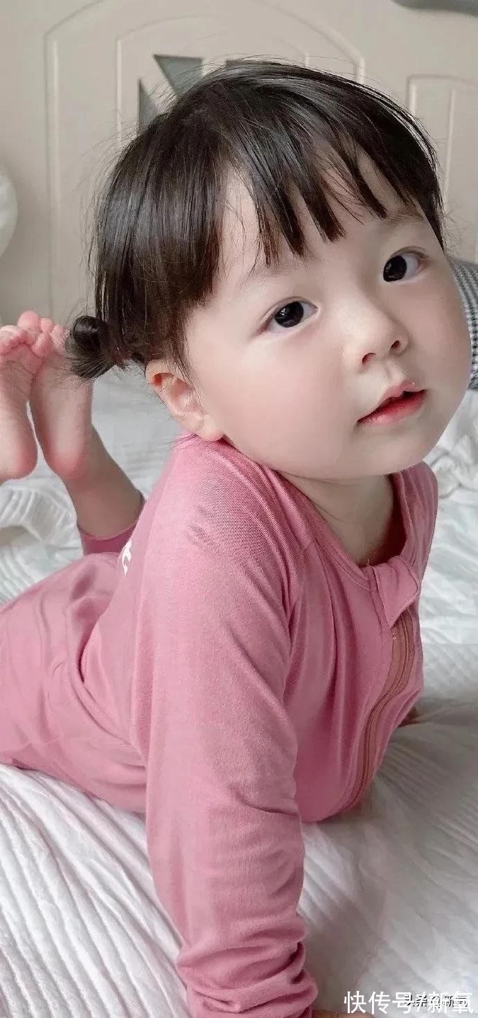 裴佳欣|贵圈颜值被吐槽一代不如一代，真正的漫画颜门面脸却都流落民间…