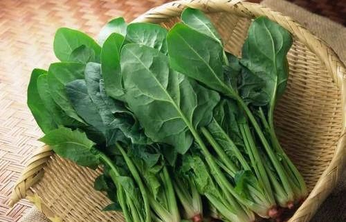 聪明人都爱吃3种食物，润肠通便，排毒护肤，越活越年轻