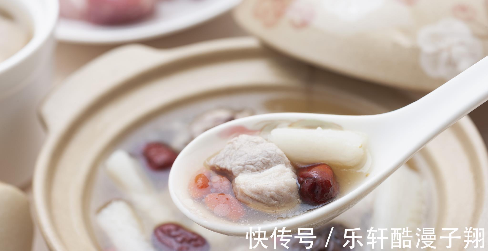 银耳汤|明天出伏秋意浓，记得吃“碱菜，酸果，润茶”，应季而食才平安