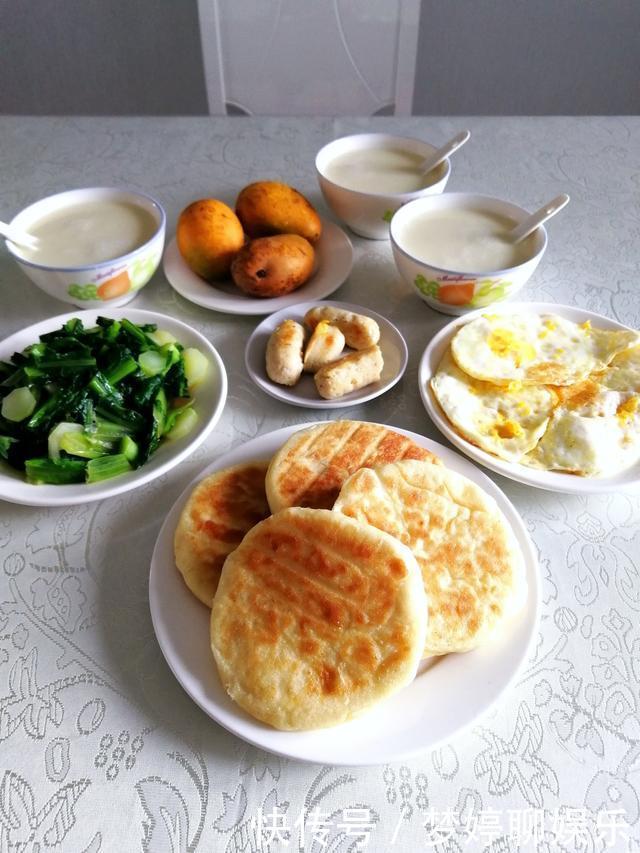 不用|国家允许摆地摊,流动商贩再也不用提心吊胆了,亲友劝我去卖早餐