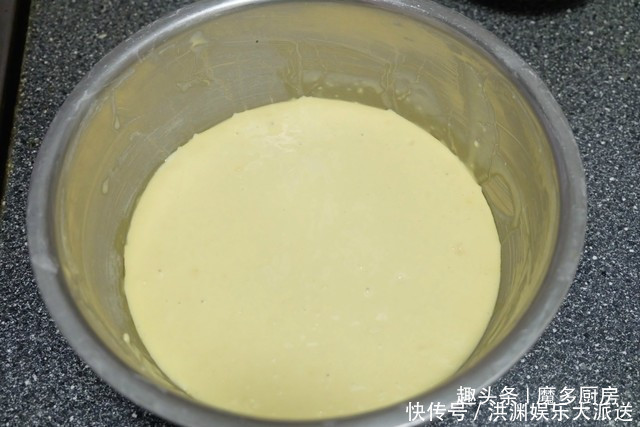 款玉米面饼|玉米面饼简单又好吃,搅一搅拌一拌,3分钟煎一锅,香软营养好