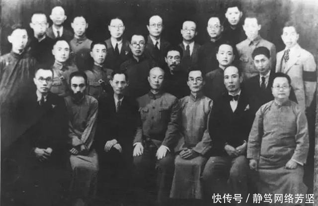 轻松|老师一不高兴就开骂,整个学期只讲半篇文章,学生却能轻松上哈佛