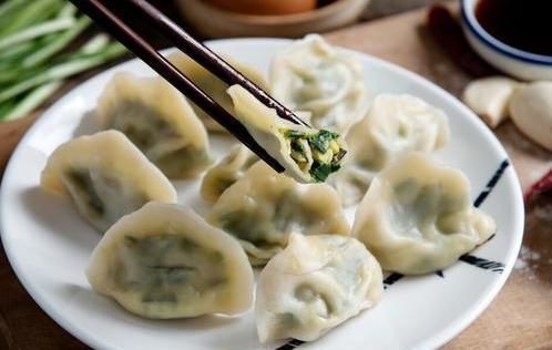 饺子包好别直接放冰箱,易开裂易粘连,教你