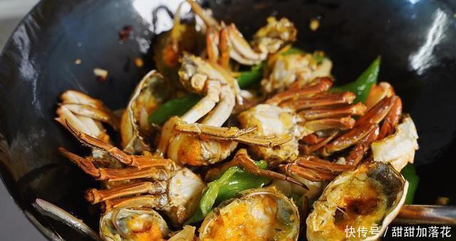 大闸蟹|原来大闸蟹可以有这么多吃法,他是秋季餐桌上美的风景