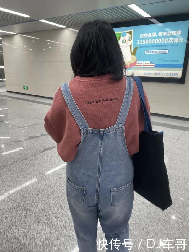 文化|当代年轻人的后背，不是火罐，就是文化