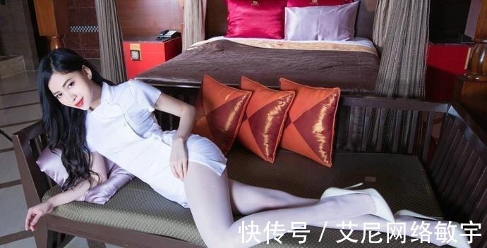 俏美|丝袜, 高跟鞋都过时了, 今秋流行包臀裙, 让你气质更迷人
