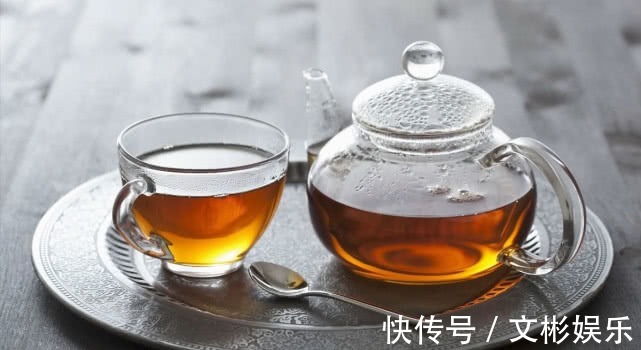 百合干|重度失眠怎么办中医坚持喝一杯水，沾床睡到自然醒！