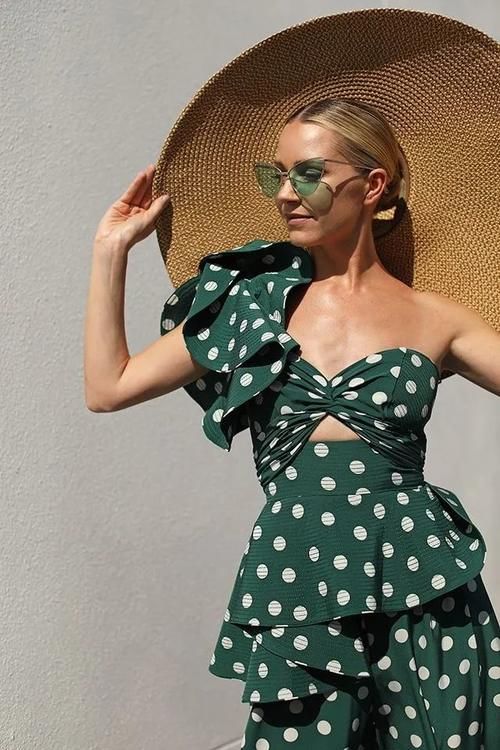 又美又凉快的夏日穿搭公式