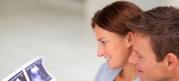 年龄|夫妻年龄差越接近这个数,生出的宝宝越聪明,你老公大你几岁