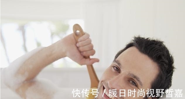 前列腺|男人完事后,2件小事尽量要忍住,或许为健康“加分”