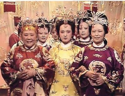 林黛玉&红楼梦里,此人只出现一次,却揭示了贾母喜欢薛宝琴的真正原因