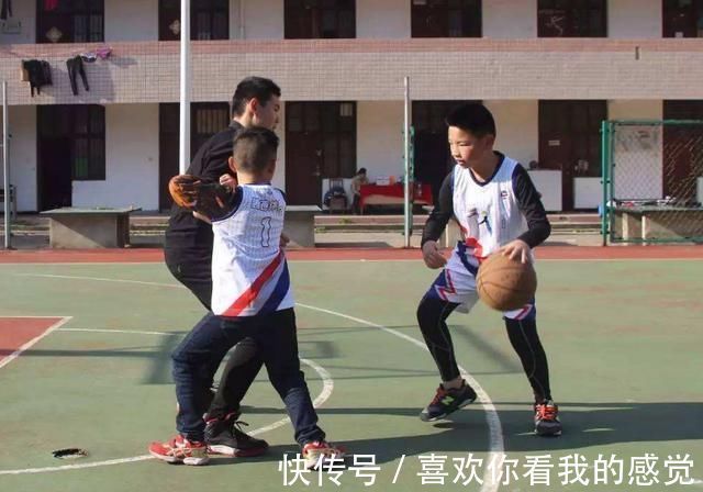 家长|身高会为男孩“开后门”,家长从三方面入手,让娃的个子充分生长