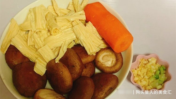 最近很火的腐竹做法,快手家常菜,下饭又营养,上桌比肉还受欢迎