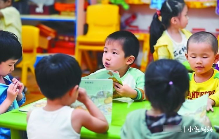 宝宝|幼儿园能吃2大碗，回家就到处追着喂饭，宝妈突袭幼儿园后明白了