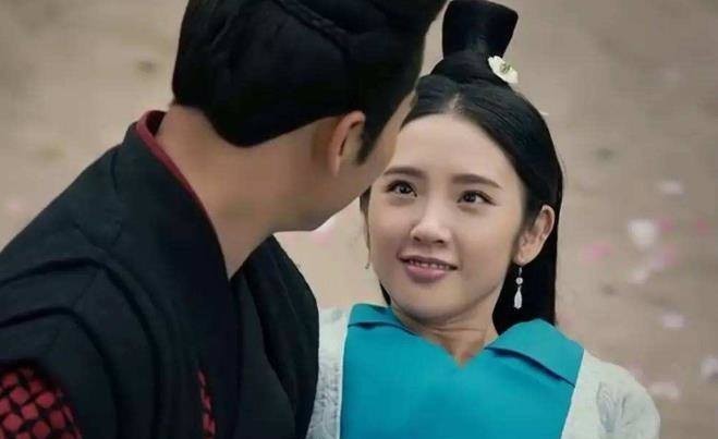 难以|郭女王到底好在何处？她有2大优势碾压甄宓，让曹丕难以抗拒